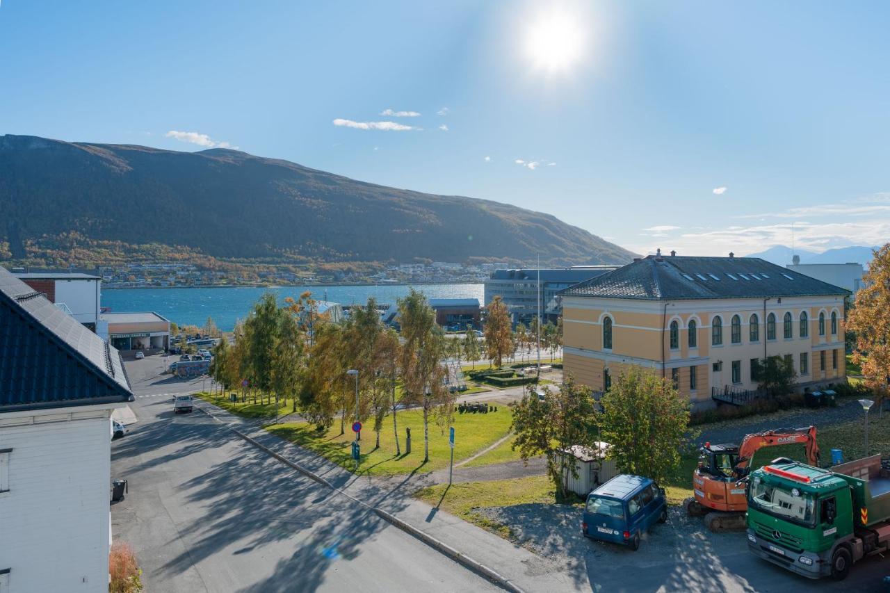 Enter Tromso - Exclusive 4 Bedroom Villa Exterior photo