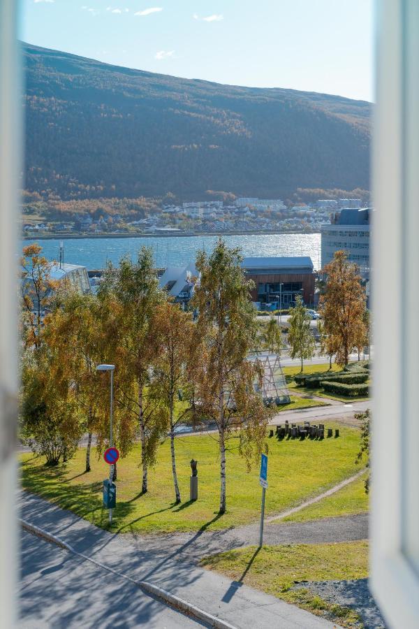 Enter Tromso - Exclusive 4 Bedroom Villa Exterior photo